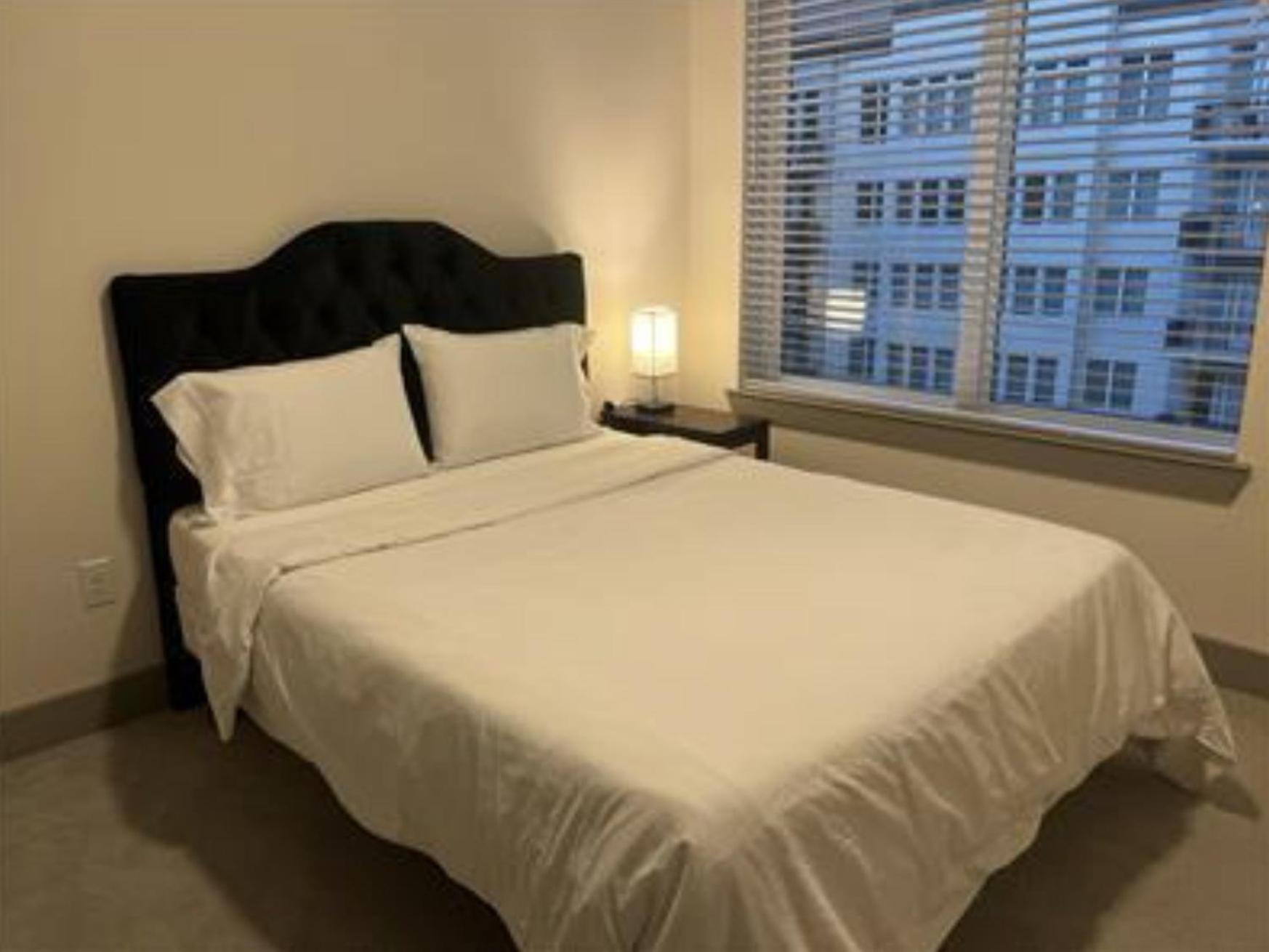 Resort-Style Apartments Near The Galleria Houston Room photo