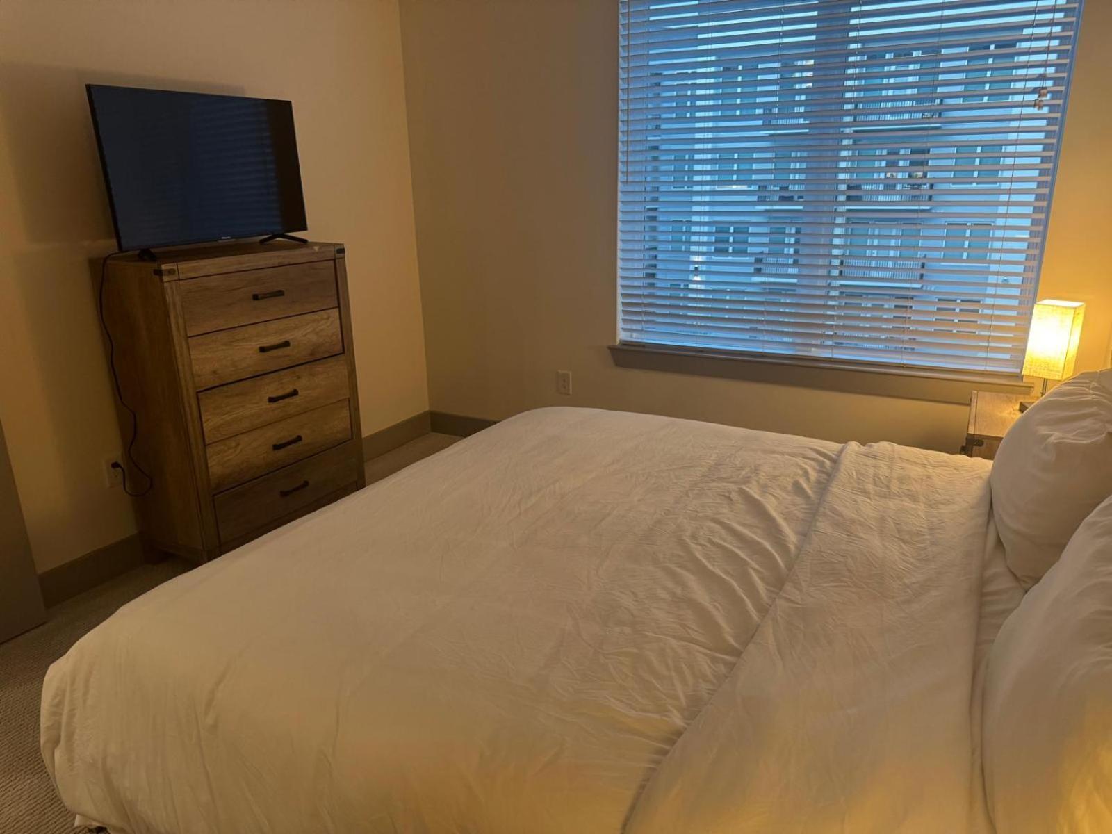Resort-Style Apartments Near The Galleria Houston Room photo